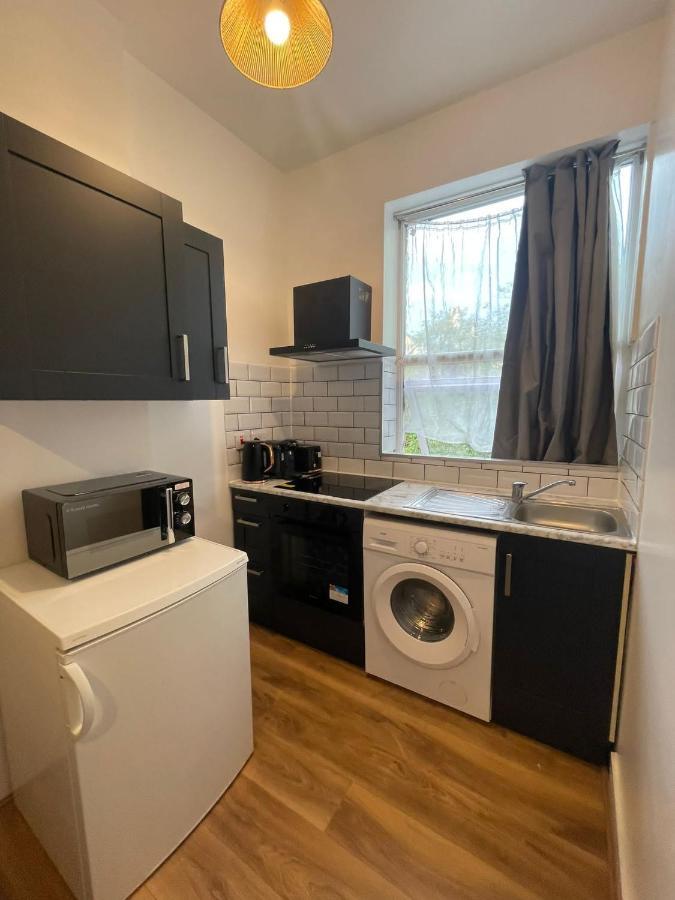 Wonderful Fully-Equipped Studio Near Central London 8 Buitenkant foto