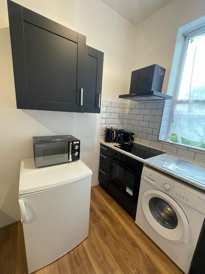 Wonderful Fully-Equipped Studio Near Central London 8 Buitenkant foto