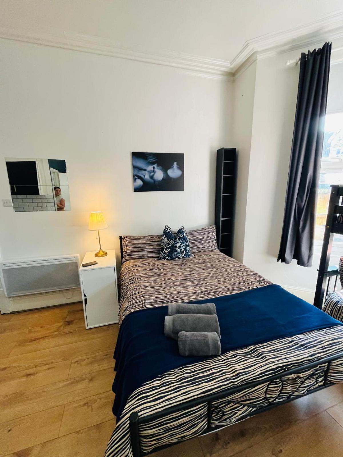 Wonderful Fully-Equipped Studio Near Central London 8 Buitenkant foto